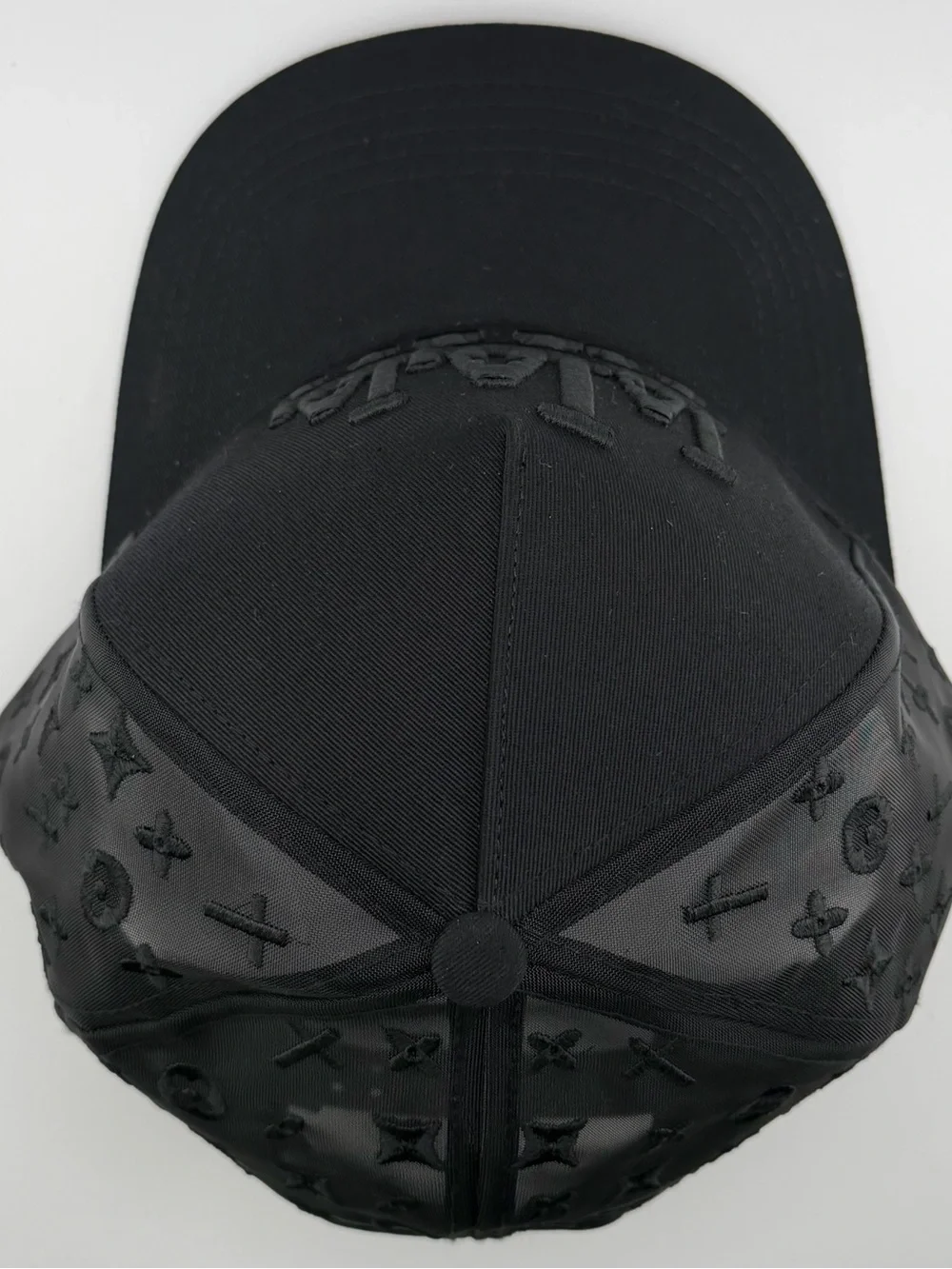 N/A classic black
